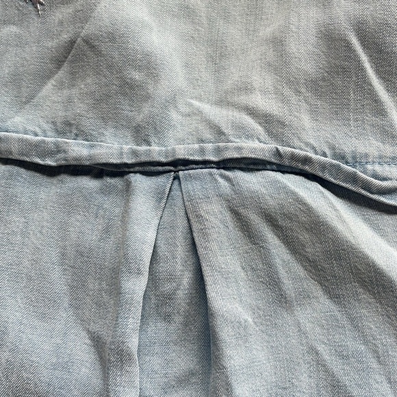 Velvet Heart embroidered chambray denim shirt women’s sz S oversized highlow hem - Picture 10 of 12